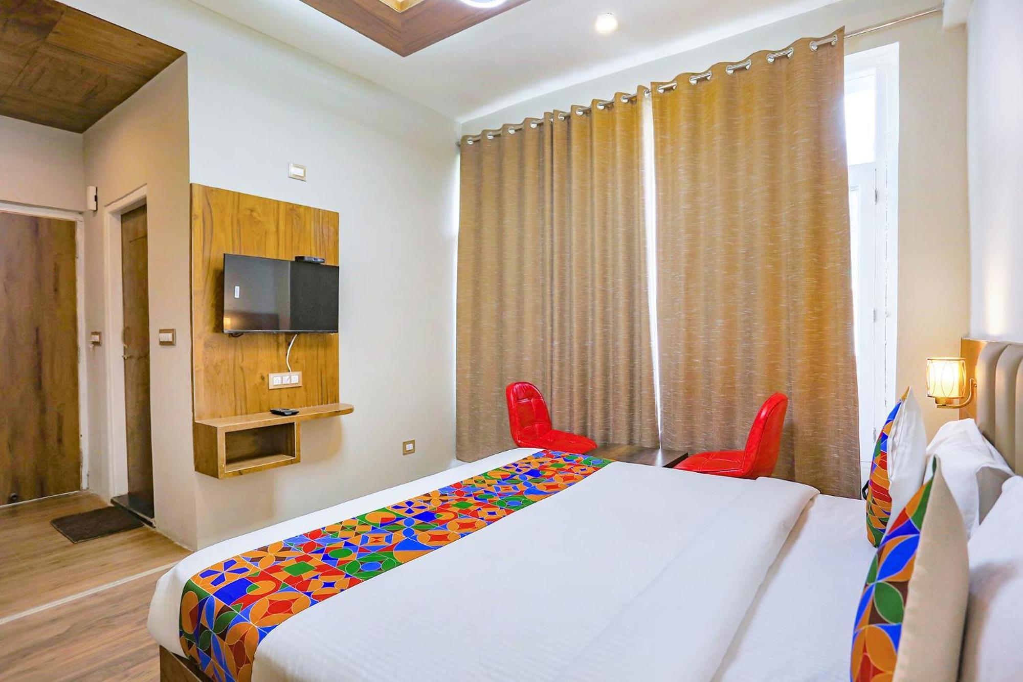 Fabhotel Outhills Manali  Exterior photo